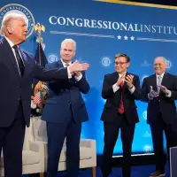 Trump has one prescription for midterms. House Republicans have another