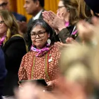 Current and former politicians in Nunavut support MP’s decision to cross floor