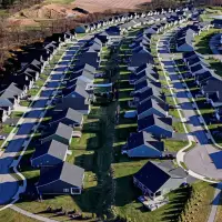 Trump signs executive orders aimed at addressing home affordability concerns ahead of midterms