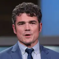 FBI investigating whether departed counterterrorism official leaked classified info, AP source says