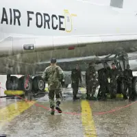 Canadian military personnel leave Iraq with NATO allies amid Iran war