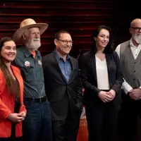 Most NDP leadership candidates say they're in no hurry to become MPs