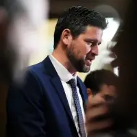 With hindsight, former immigration minister says he would have capped international students sooner