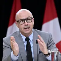 Key figure in Phoenix public service pay transition says he's leaving the team