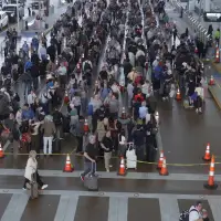The Latest: Trump says he will sign an order to pay TSA agents during funding impasse