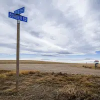 'It's ridiculous': U.S. closing historic Border Road to Canadian traffic