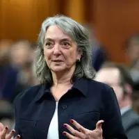 Environment minister won’t commit to 2030 target for industrial carbon price in MOU