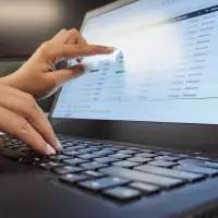 Federal government needs more desk space as public servants return to office: PSPC