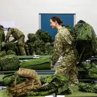 More Canadians willing to serve in Armed Forces during major conflict, poll suggests