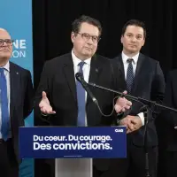 CAQ leadership and Quebec premier's office is still up for grabs, pollsters say