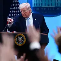 Trump's tenuous Iran exit plan isn't healing Republican rifts exposed by the war