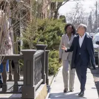 'Tight race, but we can win': Liberals, Bloc give final push in Terrebonne