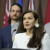 Clean energy groups call for East-West grid connections, investments in renewables