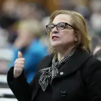 Immigration minister's office defends strict new timelines for refugee claims