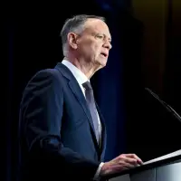 Military hits 30-year recruitment high but still falls short in key trades