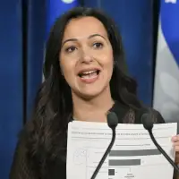 Some 600 people sign open letter calling for new Quebec law to prevent femicides