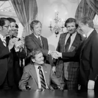 Donald Riegle, who represented Michigan in Congress under 7 presidents, dies at 88