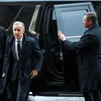 ‘Rushed return’: with Liberals now in a majority, former cabinet staffers and past Grit MPs ‘want back in’