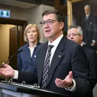 Conservatives call on auditor general to investigate $250 million PrescribeIT program
