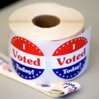 Federal judge dismisses DOJ lawsuit against Arizona seeking voter data