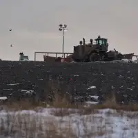 Manitoba shuts down landfill search site, crews still looking for victim at another