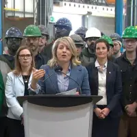 Federal government announces new $1B loan program for steel, aluminum businesses hit by Trump tariffs