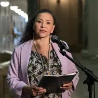 Former Saskatchewan NDP member sitting as Independent says she was muzzled