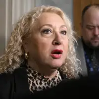 Ethics commissioner recommends $8K fine against former Quebec Liberal member