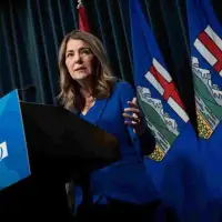 Alberta Premier Danielle Smith granted security clearance for CSIS briefings