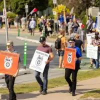 Unions warn Carney government is considering sweeping changes to labour law — including the right to strike