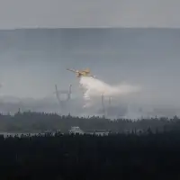 Ottawa braces for 2026 wildfire season by leasing 10 new firefighting aircraft