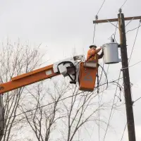N.B. vows public utility overhaul, but doesn't commit to non-interference
