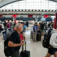 Canada to implement new border measures amid Ebola outbreak