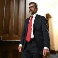 Steven Guilbeault, who quit over climate policy, says return under different PM possible