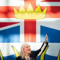 Former federal MP Kerry-Lynne Findlay wins B.C. Conservative race