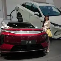 Connected vehicle data 'can have intelligence value' to adversaries: federal document