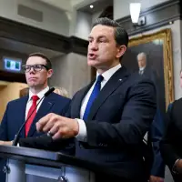 Poilievre accuses Carney of ducking questions about Canada's sluggish economy