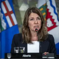 Separatism and energy: Alberta's Smith to meet with counterpart in Quebec this week