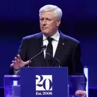 Former prime minister Harper to make the case for a united Canada ahead of Alberta referendum