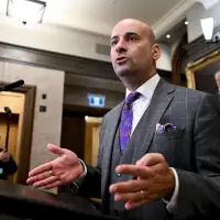 Liberals say they won't split off controversial section of 'lawful access' bill