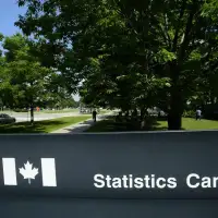 Economy adds 88,000 jobs as unemployment rate falls to 6.6%: StatCan