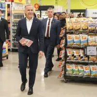 Liberals' grocery benefit payments start for eligible Canadians today
