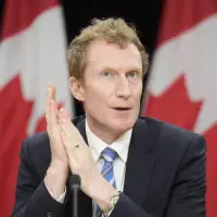Ottawa moves to bar kids under 16 from social media, regulate chatbots