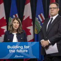Smith promises one-time affordability payments of $100 for Albertans instead of reducing tax on gasoline at the pumps