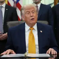 From peace talks to Pennsylvania: Trump visiting Mack Truck facility