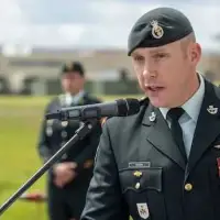 Canadian Army battalion commander, chief warrant officer removed amid investigation