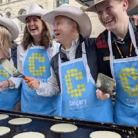 Calgary mayor says he wants to hold advocacy campaign opposing separation, but can't