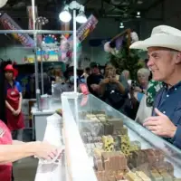 With about 40 Liberal MPs and cabinet ministers heading to the Stampede, Conservatives say they see election strategy behind Calgary presence