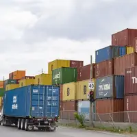 Quebec introducing new rules targeting inadequately trained Ontario truck drivers