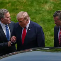 Trump addresses a defense technology gathering as the Iran war has reduced US weapon stocks